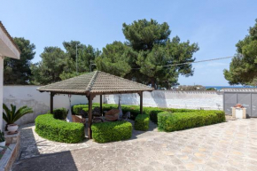 Villetta fronte mare a Sant'Isidoro m525